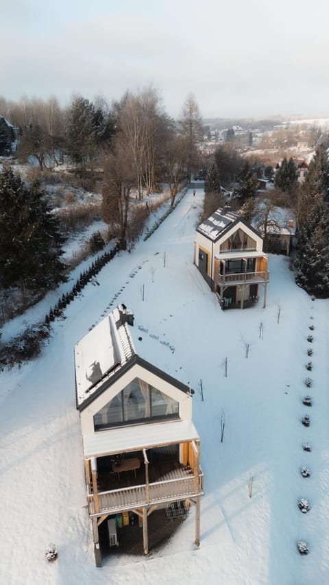 Property building, Day, Winter