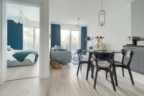 Nadmorski Apartament z dostępem do basenu, sauny, jacuzzi i ogródkiem przy plaży 114 Rezydencja Niechorze Apartment in West Pomeranian Voivodeship, Poland