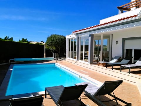 Garden, Swimming pool