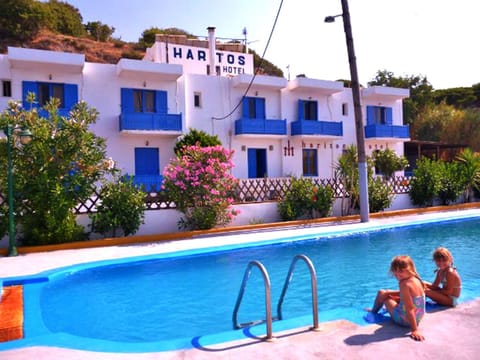 Facade/entrance, Swimming pool, Swimming pool