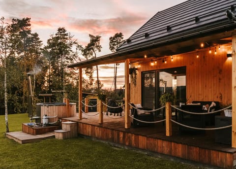 Hot Tub, Hot Tub, Balcony/Terrace, Photo of the whole room