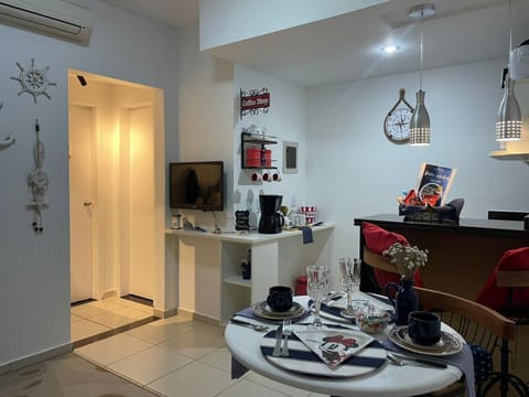 Communal lounge/ TV room, TV and multimedia, Kitchen or kitchenette, Living room