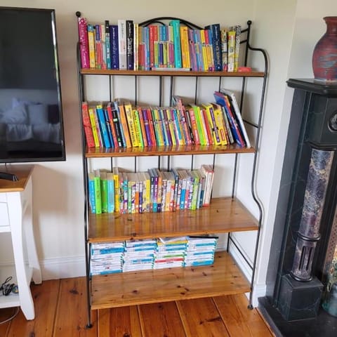 Library, TV and multimedia