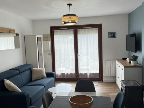 **Cottage 6 pers à Cabourg - Proche plage et thalasso, jardin, parking, Wi-Fi gratuit** - FR-1-487-358 Apartment in Cabourg