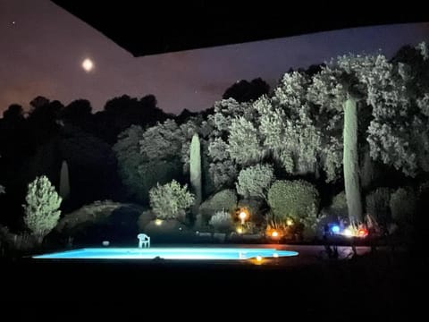 Le Grand Saint Mitre Bed and Breakfast in Saint-Maximin-la-Sainte-Baume