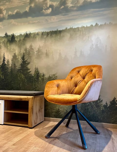 TV and multimedia, Bedroom, Garden view