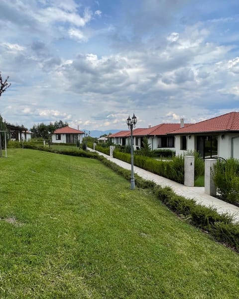 Property building, Garden, Garden view