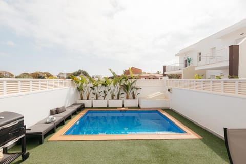 Day, View (from property/room), Pool view, Swimming pool