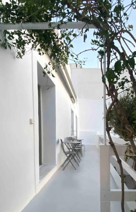 31 Seafront Apartment Apartment in Paros