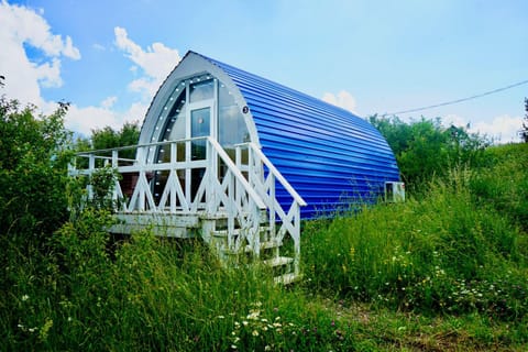 Property building, Spring, Day, Garden, Garden view