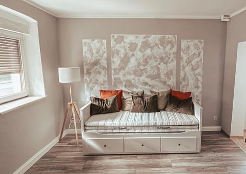 Bed, Living room, Photo of the whole room, Bedroom
