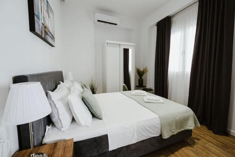 M & N Guesthouse House in Volos