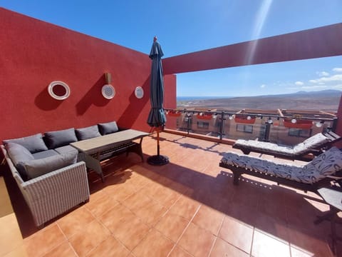 View (from property/room), Balcony/Terrace, Mountain view, Sea view