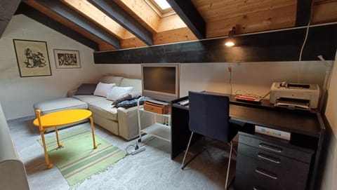 TV and multimedia, Bedroom