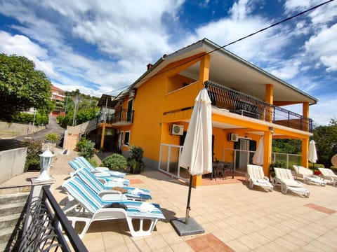 VILLA JURAS Apartment in Podstrana