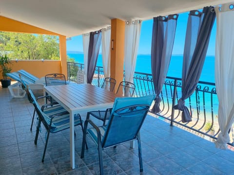 VILLA JURAS Apartment in Podstrana