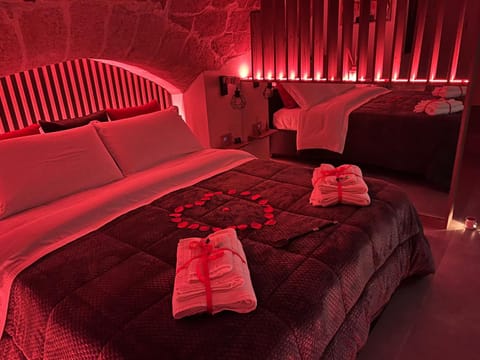 Bed, Bedroom, Internal: Not applicable to any particular room