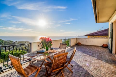 Casa Aldrovandi House in Capoliveri