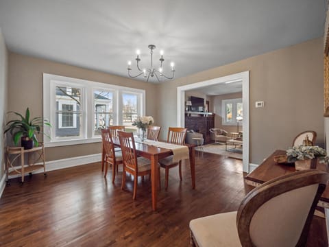 Spanish Charm 4bed/3bath House in Waupaca