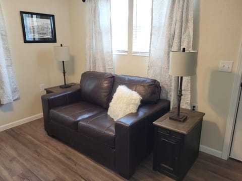 Charming 1BR Efficiency Apt Near TTU & Downtown Apartment in Cookeville