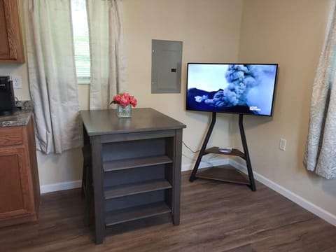 Charming 1BR Efficiency Apt Near TTU & Downtown Apartment in Cookeville