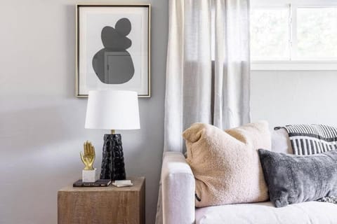 Westlake Harmony Apartment in Westlake