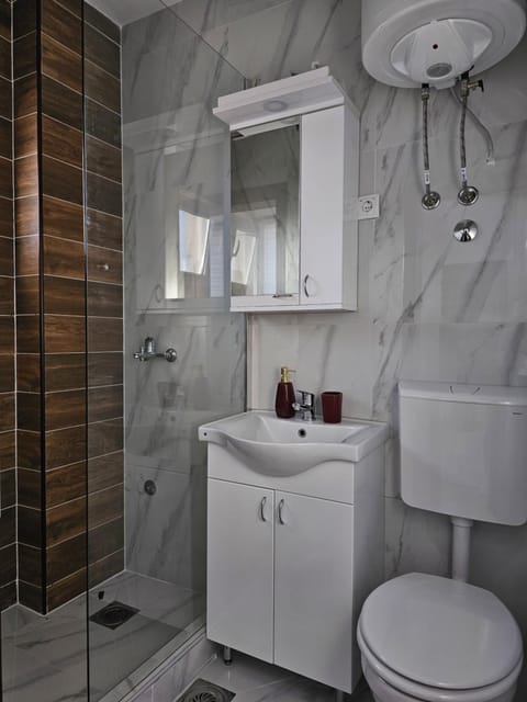 Zlatni bor apartmani Apartment in Zlatibor District, Serbia