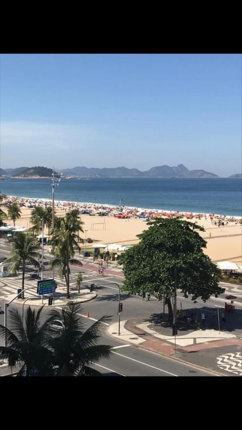 Vista mar avenida Atlântica Copacabana Apartment in Rio de Janeiro