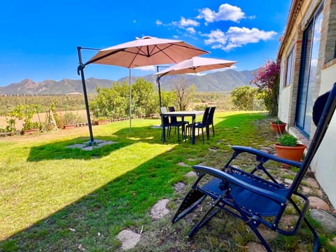 Property building, Spring, Day, Garden, Garden view, Mountain view, sunbed