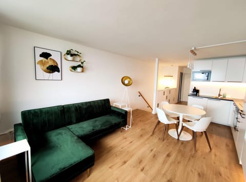 Living room, Dining area, Lunch, Dinner, Dinner