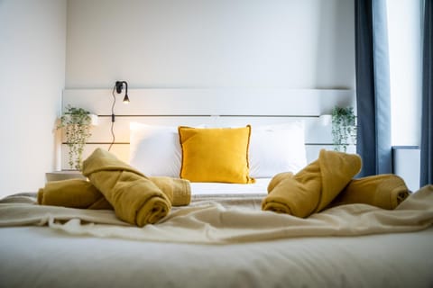 Yellow Two Apartment in Hauts-de-France