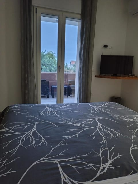 Bed, View (from property/room)