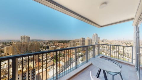 Balcony/Terrace, City view