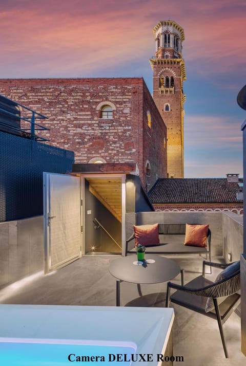 Natural landscape, Hot Tub, View (from property/room), Balcony/Terrace, City view, Landmark view, Pool view, Swimming pool, Open Air Bath