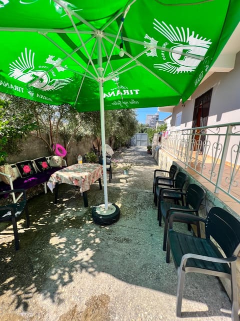 Patio, Spring, Day, sunbed