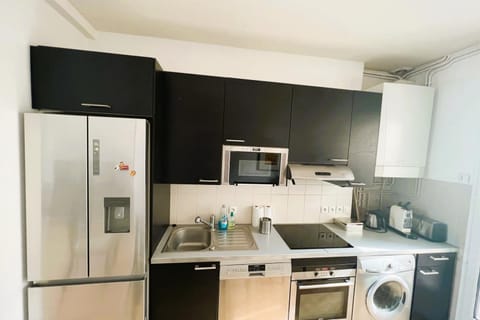 Cosy Town house with its beautiful terrace House in Deauville