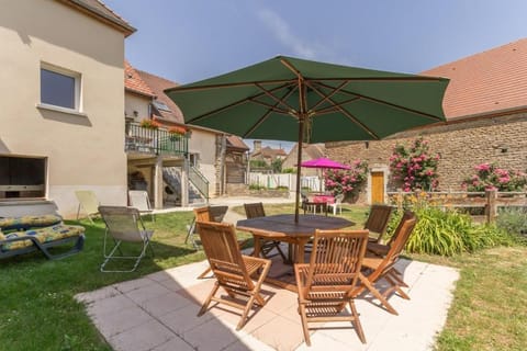 La Glycine House in Bourgogne-Franche-Comté