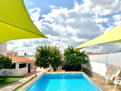 Garden, Swimming pool