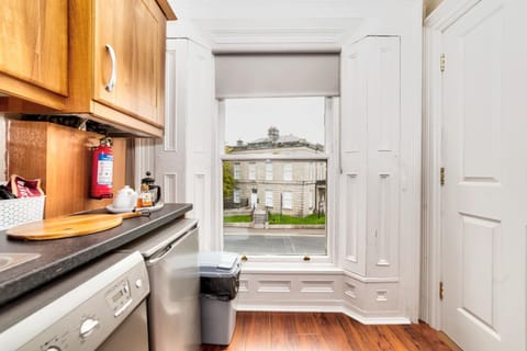 Flat 4, 2 Victoria Street Apartment in Northern Ireland