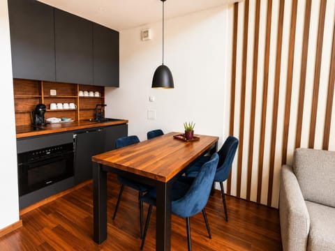 Kitchen or kitchenette, Dining area, kitchen