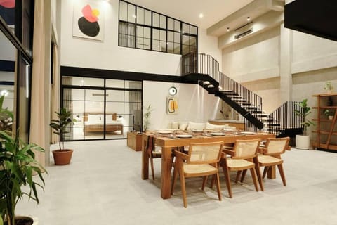 Living room, Seating area, Dining area