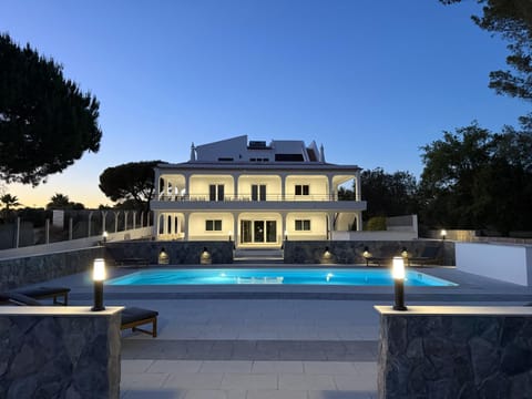 Property building, Night