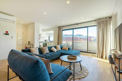 TV and multimedia, Living room, air conditioner