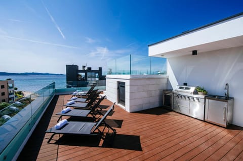 Balcony/Terrace, Balcony/Terrace