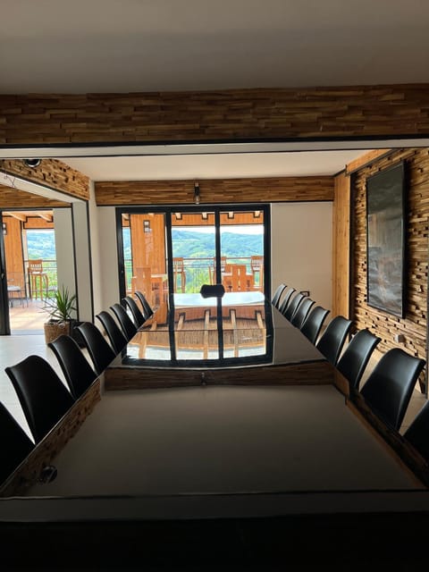 Seating area, Meeting/conference room