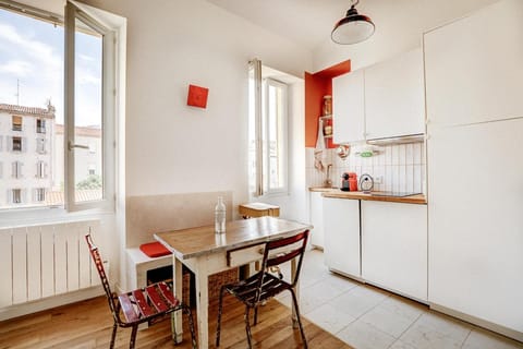 Appartement T3 en duplex, Marseille 7 Apartment in Marseille