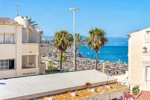 Nearby landmark, Day, Natural landscape, View (from property/room), Balcony/Terrace, Beach, Sea view