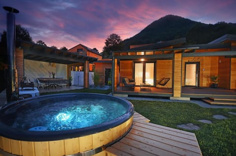 Property building, Night, Garden, Hot Tub, Swimming pool