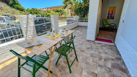 Balcony/Terrace, Dining area