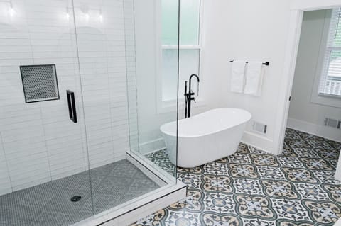 Beautiful Home Located In Norcross House in Norcross